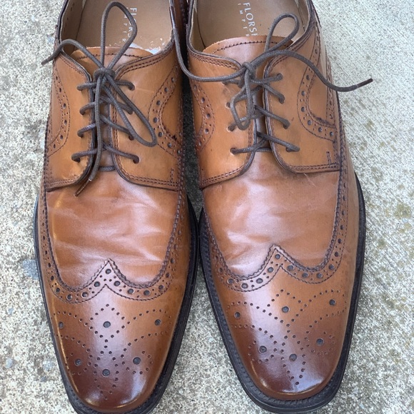 Florsheim Imperial Men’s Oxford Wingtip shoe size 9.5 - Picture 12 of 16